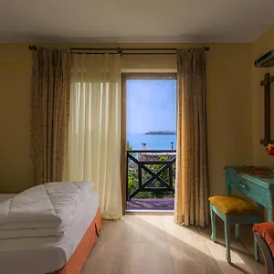 ** Otel Castelino Akyarlar Türkiye