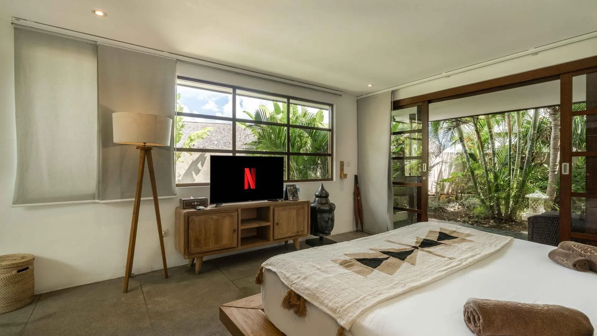 ****  La Joya Biu Biu Resort Джимбаран Индонезия